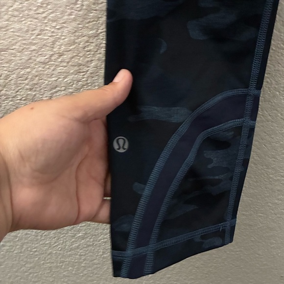 Lululemon Run: Inspire Crop All Full-On Luxtreme Navy 4 - Picture 8 of 12